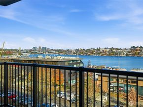 2001 Westlake Avenue N 32, Seattle WA 98109