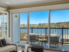 2001 Westlake Avenue N 32, Seattle WA 98109