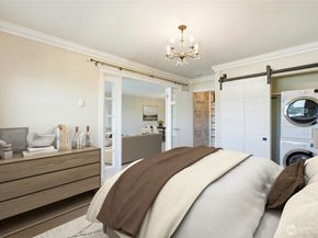 2001 Westlake Avenue N 32, Seattle WA 98109