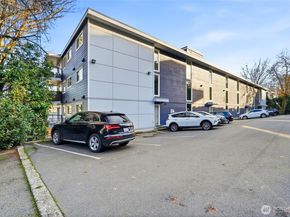 2001 Westlake Avenue N 32, Seattle WA 98109
