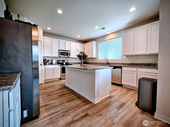 28910 121st Way SE, Auburn WA 98092