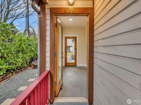 828 23rd Avenue, Seattle WA 98122