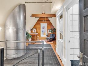 828 23rd Avenue, Seattle WA 98122