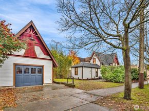828 23rd Avenue, Seattle WA 98122