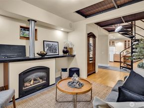 828 23rd Avenue, Seattle WA 98122