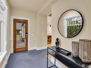 828 23rd Avenue, Seattle WA 98122