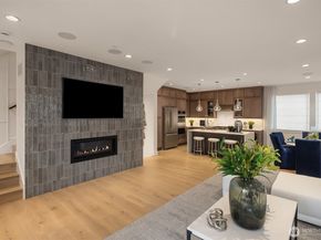 10811 (HS 109) 120TH Lane NE A, Kirkland WA 98033