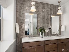 10811 (HS 109) 120TH Lane NE A, Kirkland WA 98033