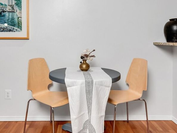 323 Queen Anne Avenue N 408, Seattle WA 98109