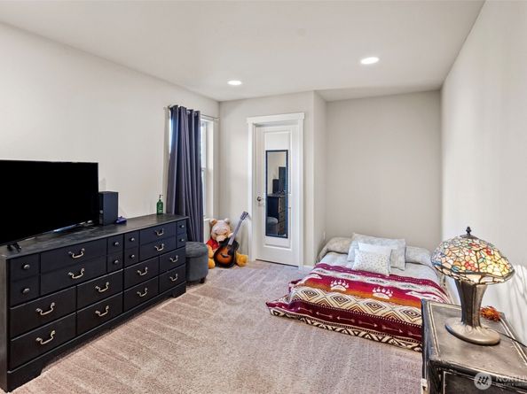 1949 Malbec Street NW, Poulsbo WA 98370