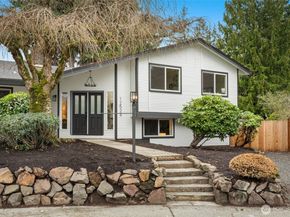 12528 SE 70th Street, Newcastle WA 98056