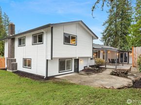12528 SE 70th Street, Newcastle WA 98056