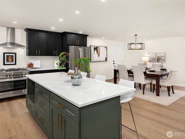 12528 SE 70th Street, Newcastle WA 98056