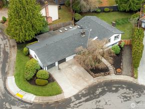 12528 SE 70th Street, Newcastle WA 98056