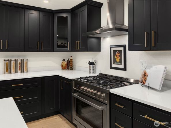 12528 SE 70th Street, Newcastle WA 98056