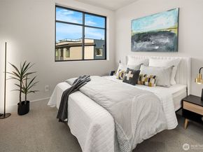 14760 NE 143rd Street 9D, Woodinville WA 98072