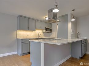 3834 175th Avenue NE A202, Redmond WA 98052