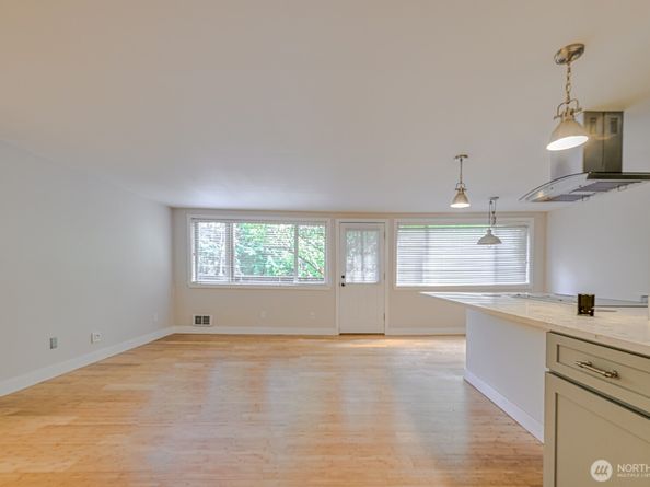 3834 175th Avenue NE A202, Redmond WA 98052