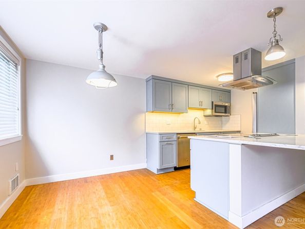 3834 175th Avenue NE A202, Redmond WA 98052