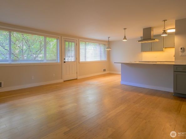 3834 175th Avenue NE A202, Redmond WA 98052