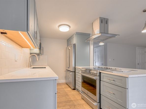 3834 175th Avenue NE A202, Redmond WA 98052