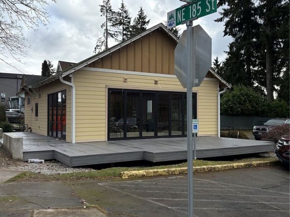 18331 1st Avenue NE, Shoreline WA 98155