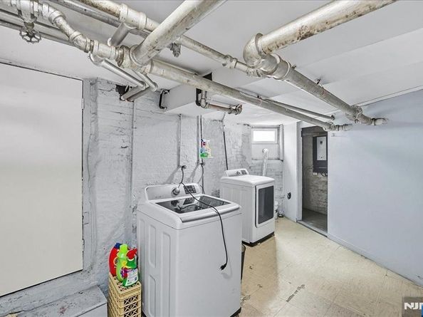 2105 New York Avenue, Union City NJ 07087