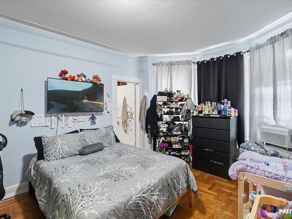 2105 New York Avenue, Union City NJ 07087