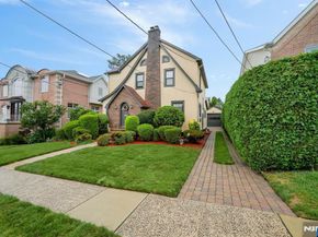18 Lincoln Avenue, Cliffside Park NJ 07010