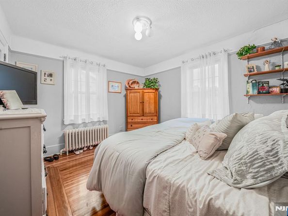 18 Lincoln Avenue, Cliffside Park NJ 07010