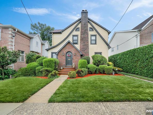18 Lincoln Avenue, Cliffside Park NJ 07010