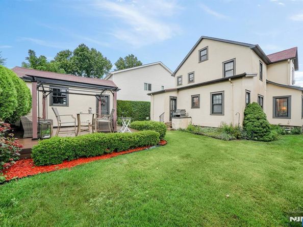 18 Lincoln Avenue, Cliffside Park NJ 07010
