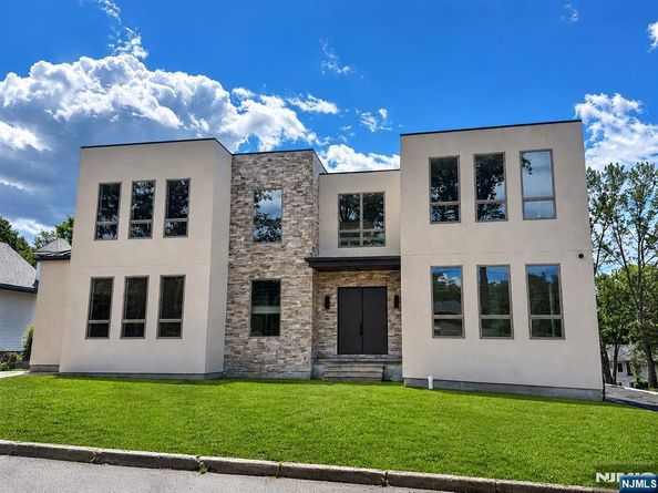 144 Demarest Avenue, Englewood Cliffs NJ 07632