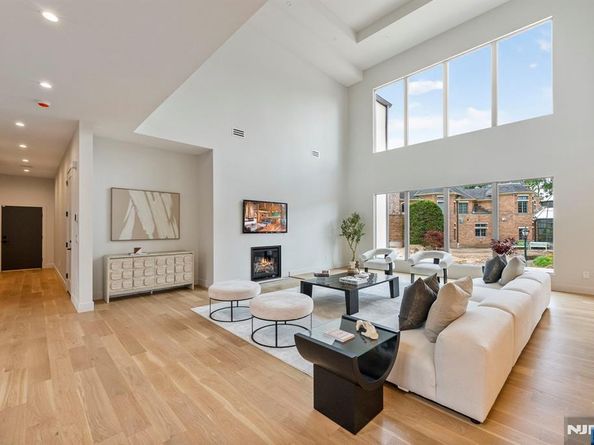 144 Demarest Avenue, Englewood Cliffs NJ 07632