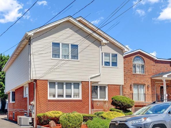 69 Lincoln Street, Fairview NJ 07022