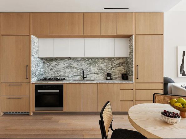 517 West 29th Street 2E, New York NY 10001