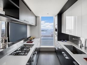 252 South Street 68C, New York NY 10002