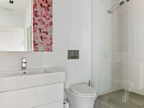 105 East 16th Street 8, New York NY 10003