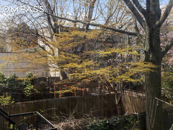 84 6th Avenue 2, Brooklyn NY 11217