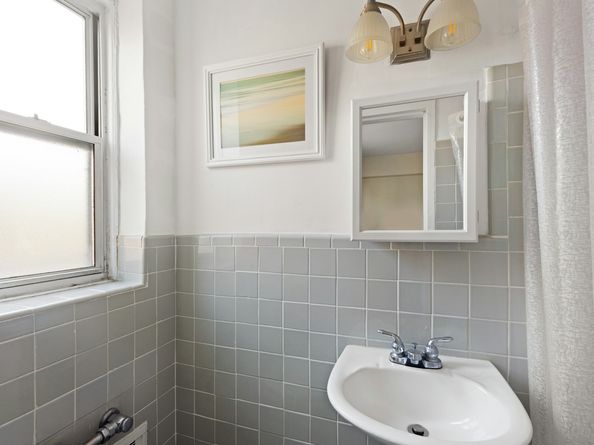 800 Grand Concourse 3LN, Bronx NY 10451