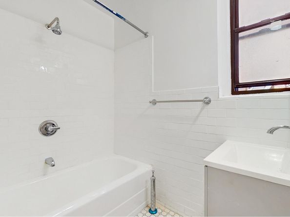 2515 Glenwood Road 2E, Brooklyn NY 11210