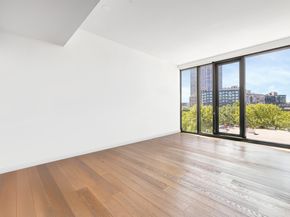 21-30 44th Drive 6J, Queens NY 11101