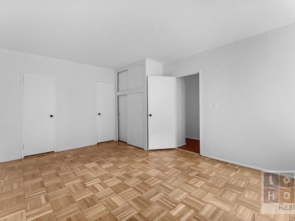 568 Grand Street J1804, New York NY 10002