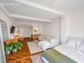 7 Lexington Avenue 5E, New York NY 10010