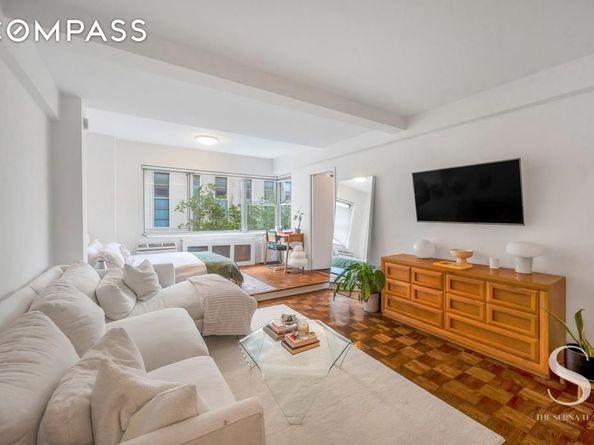 7 Lexington Avenue 5E, New York NY 10010