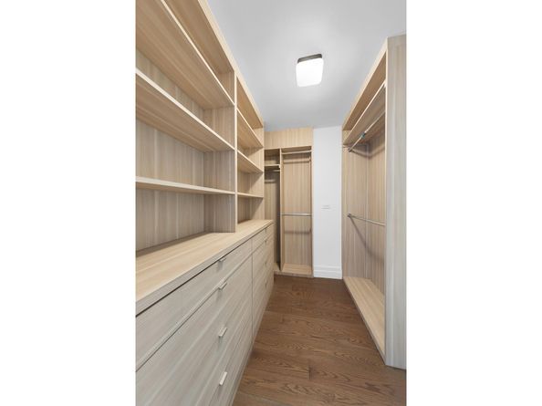 400 East 54th Street 25A, New York NY 10022