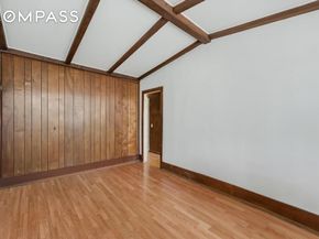 10 Seeley Street, Brooklyn NY 11218