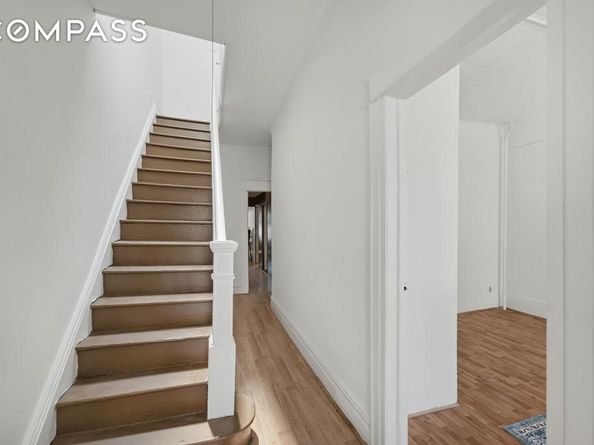 10 Seeley Street, Brooklyn NY 11218