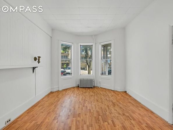 10 Seeley Street, Brooklyn NY 11218