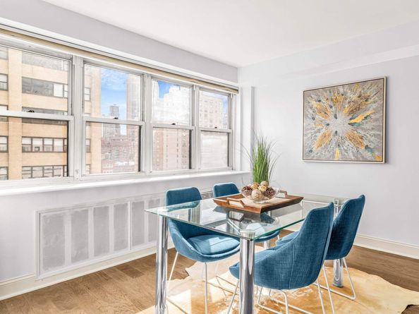 155 East 38th Street 21G, New York NY 10016